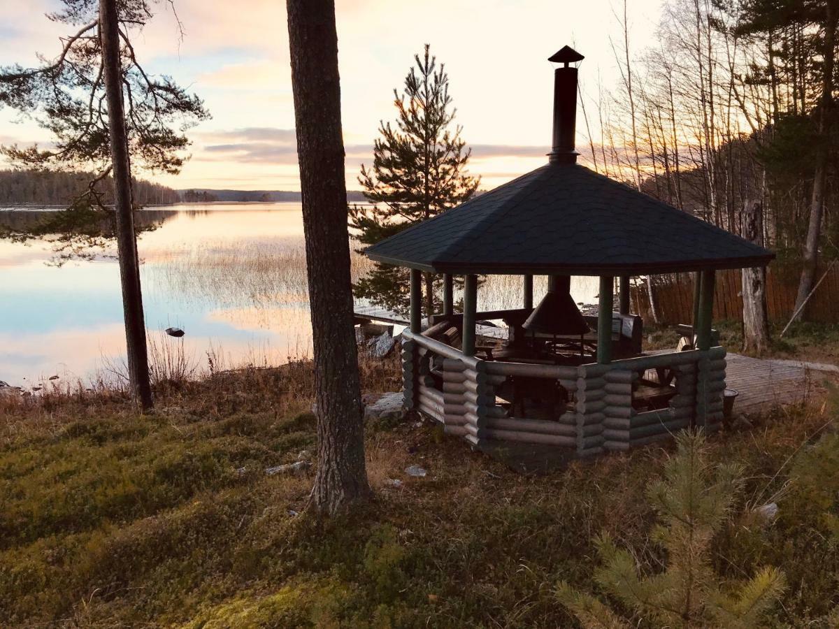 Готель Kujanpaeae | Paajoen Vuokramoekit Himos Екстер'єр фото