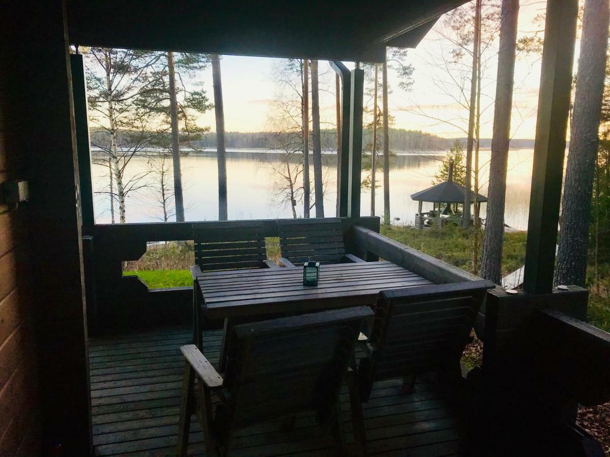 Готель Kujanpaeae | Paajoen Vuokramoekit Himos Екстер'єр фото